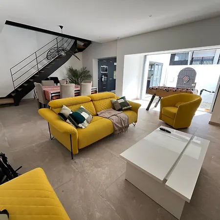 Maison Renovee Avec Patio A Pied Villa *