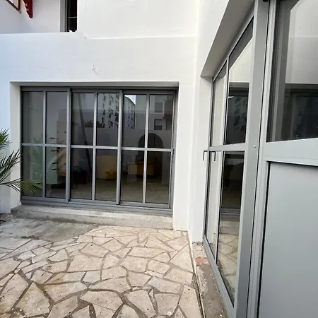 Maison Renovee Avec Patio A Pied