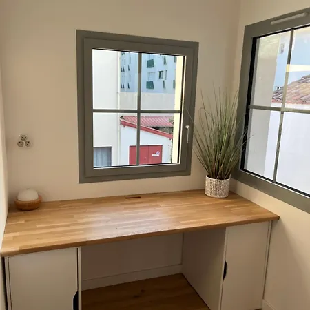 Maison Renovee Avec Patio A Pied