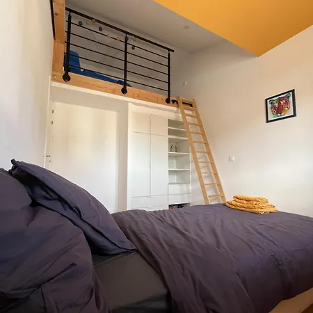 Maison Renovee Avec Patio A Pied *
